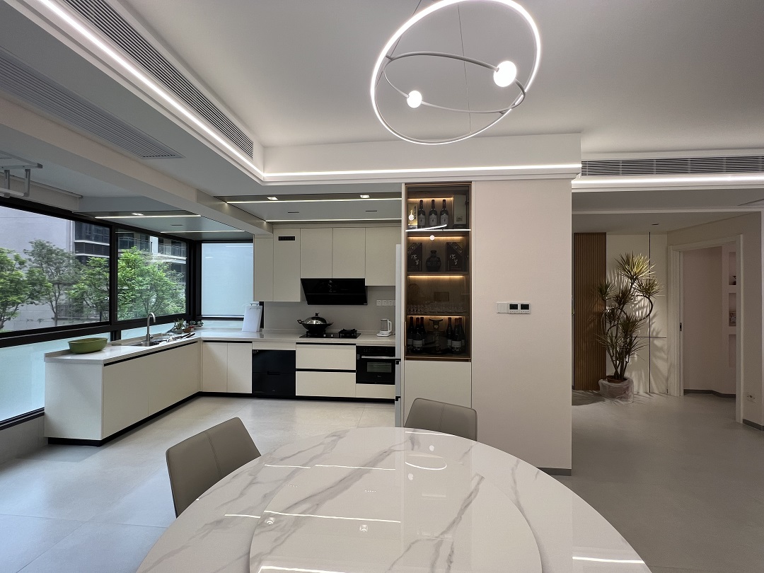 南寧二手房全拆裝修有哪些要注意？現(xiàn)代簡(jiǎn)約-餐廚